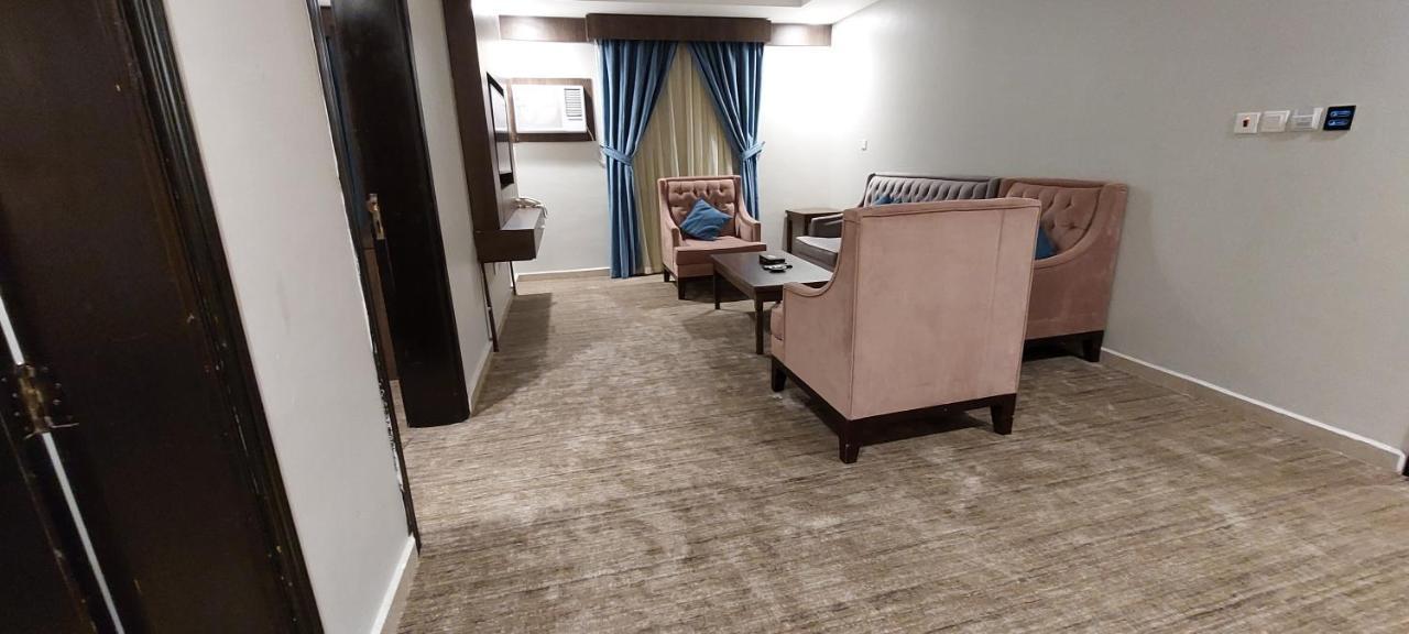 همم للوحدات السكنية - الرحيلي Jeddah Al Kura ภายนอก รูปภาพ