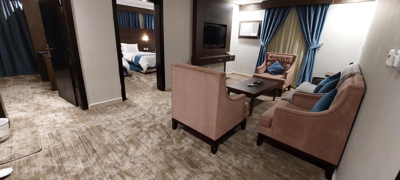 همم للوحدات السكنية - الرحيلي Jeddah Al Kura ภายนอก รูปภาพ